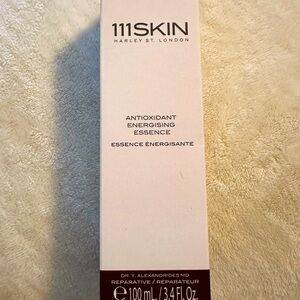 BNIB 111Skin Essence
